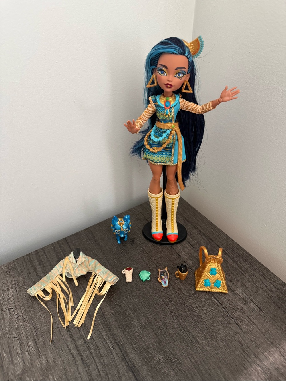 Monster High G3 Cleo de Nile Doll with Accessories